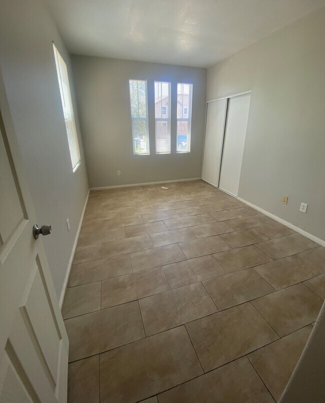 Building Photo - 16632 ESCAVERA St