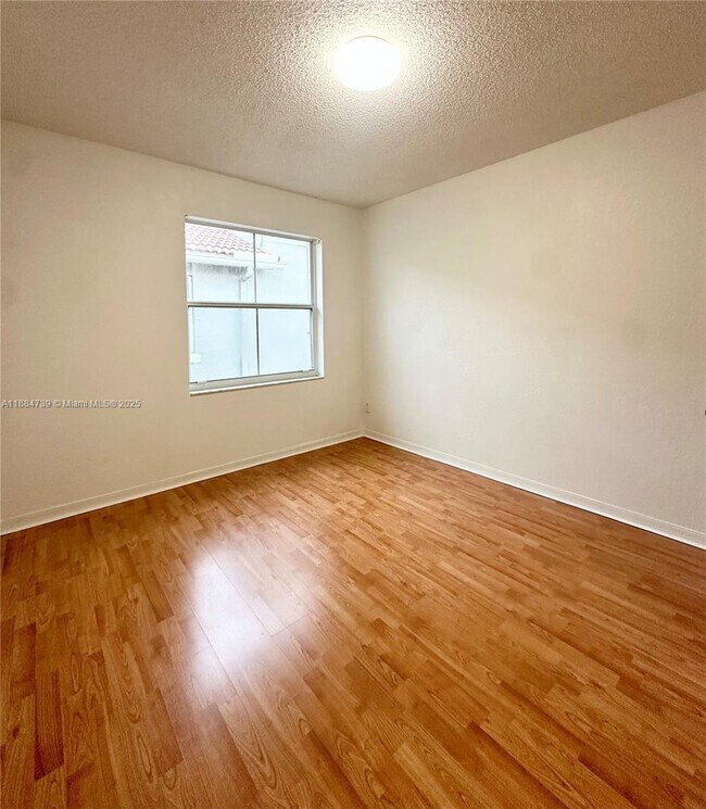 Building Photo - 12661 SW 54th Ct