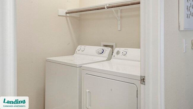 Foto del edificio - 625 E Stassney Ln