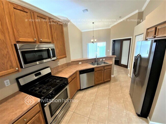 Foto del edificio - 5785 Raceway Rd