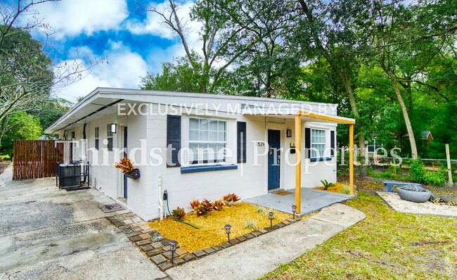 Building Photo - 3529 College Pl, Jacksonville, FL 32205