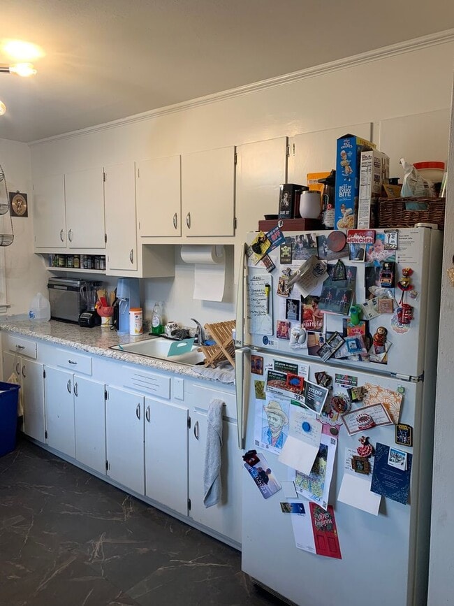 Foto del edificio - 417-427 Morton Ave