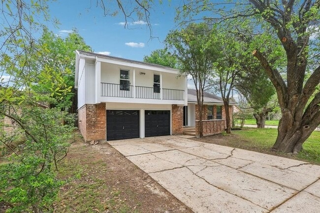 Building Photo - 4031 Rushcroft Dr