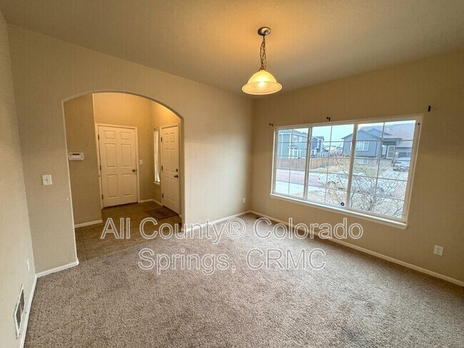 Foto del edificio - 13113 River Falls Terrace