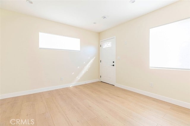 Building Photo - 10545 Leolang Ave