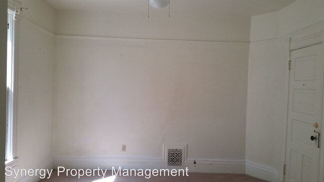 Building Photo - 529 N Weber St