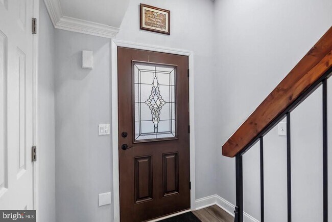 Foto del edificio - 17 Winchester Dr