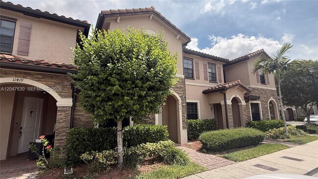 Foto del edificio - 11417 SW 250th St