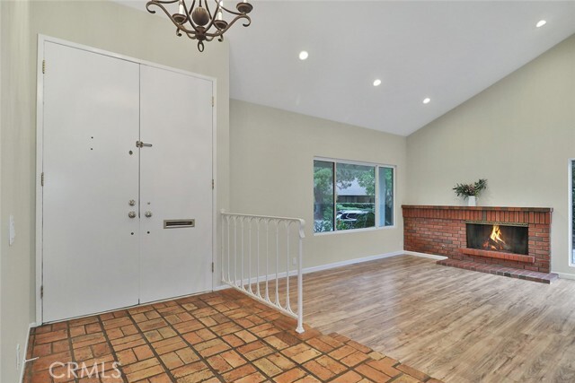 Building Photo - 3055 E Adirondack Ct