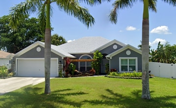 Building Photo - 2830 Surfside Blvd