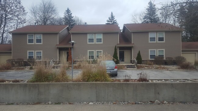 Foto del edificio - 5012 Russell St