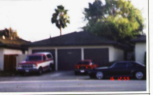 Building Photo - 4444 Hamilton Ave