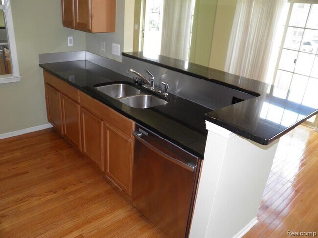 Foto del edificio - 39775 Rockcrest Cir