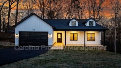 Building Photo - 115 Brentwood Dr