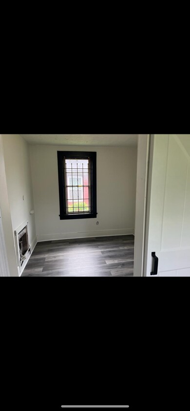 Building Photo - 1328 Fairfax St