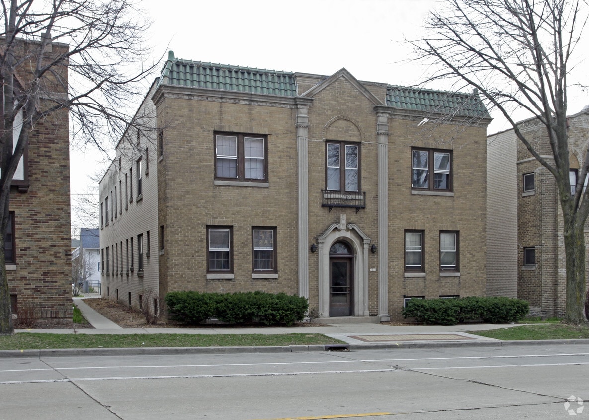 Building Photo - 3540 Oakland Ave