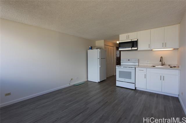 Foto principal - 2211 Ala Wai Blvd