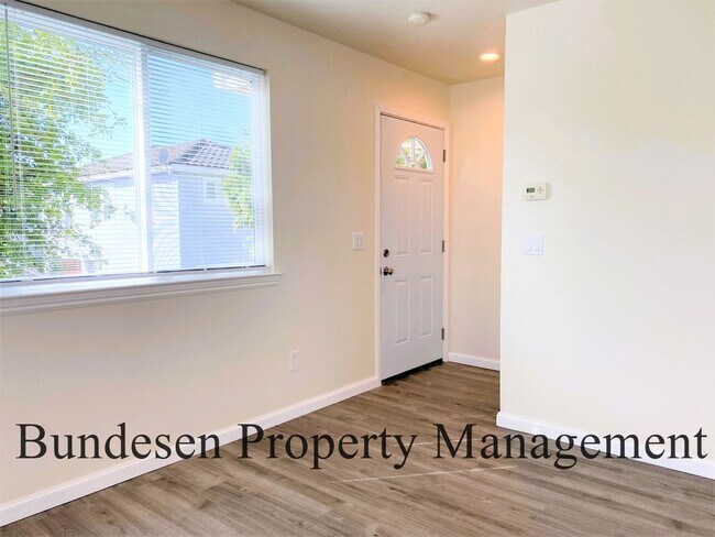 Foto del edificio - 747 Fresno Ave