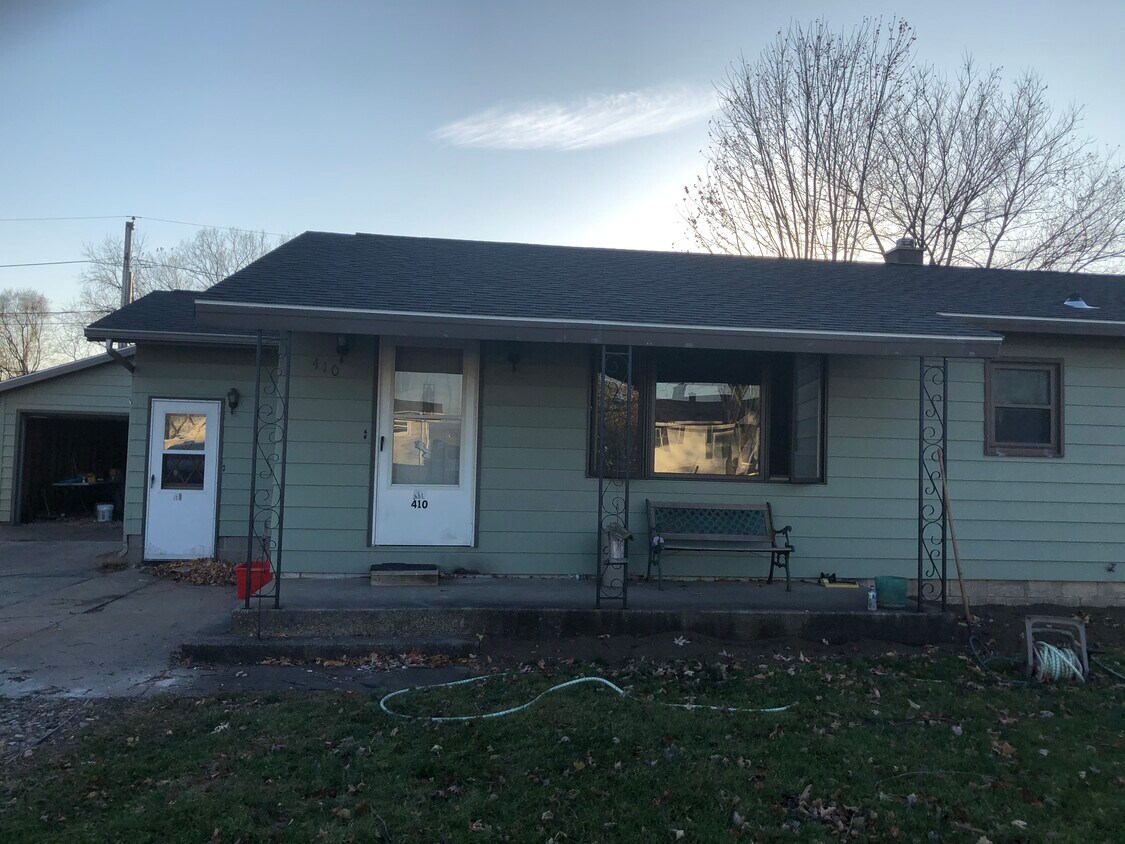 410 Central Rd, La Crosse, WI 54603 House Rental in La Crosse, WI