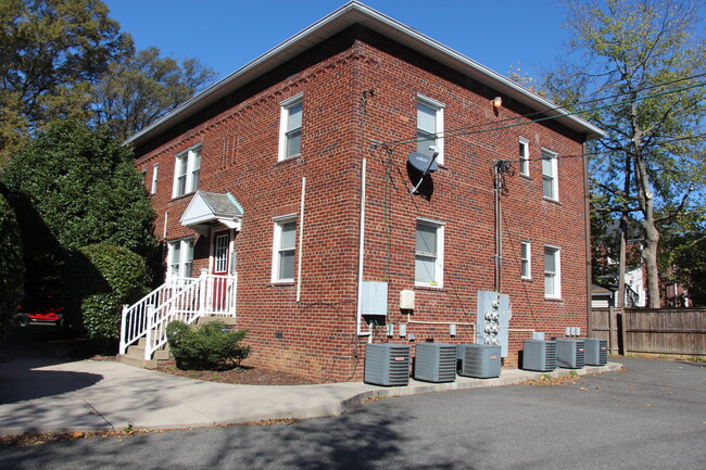 Building Photo - 3718 7th St N