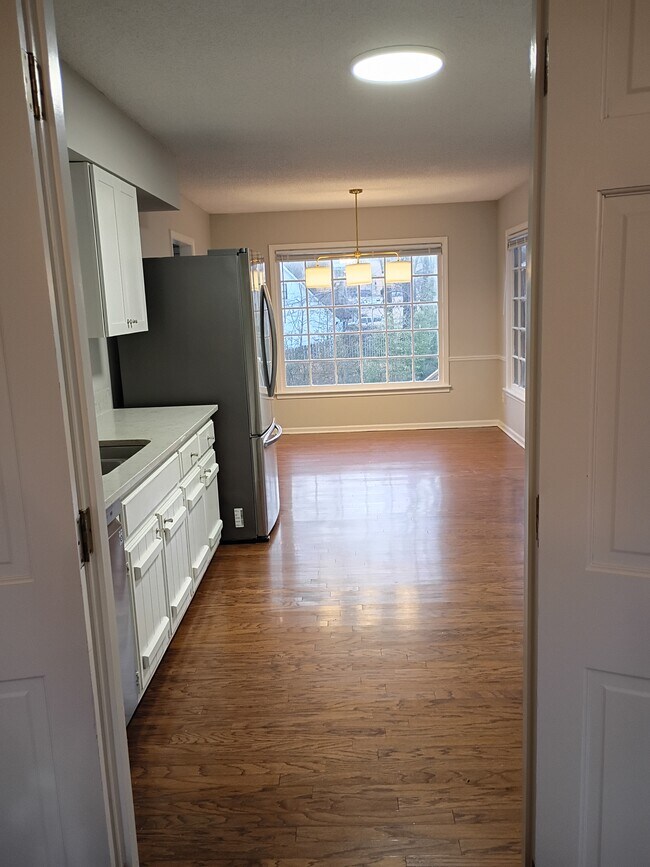 Foto del edificio - 1741 Magnolia Tree Rd