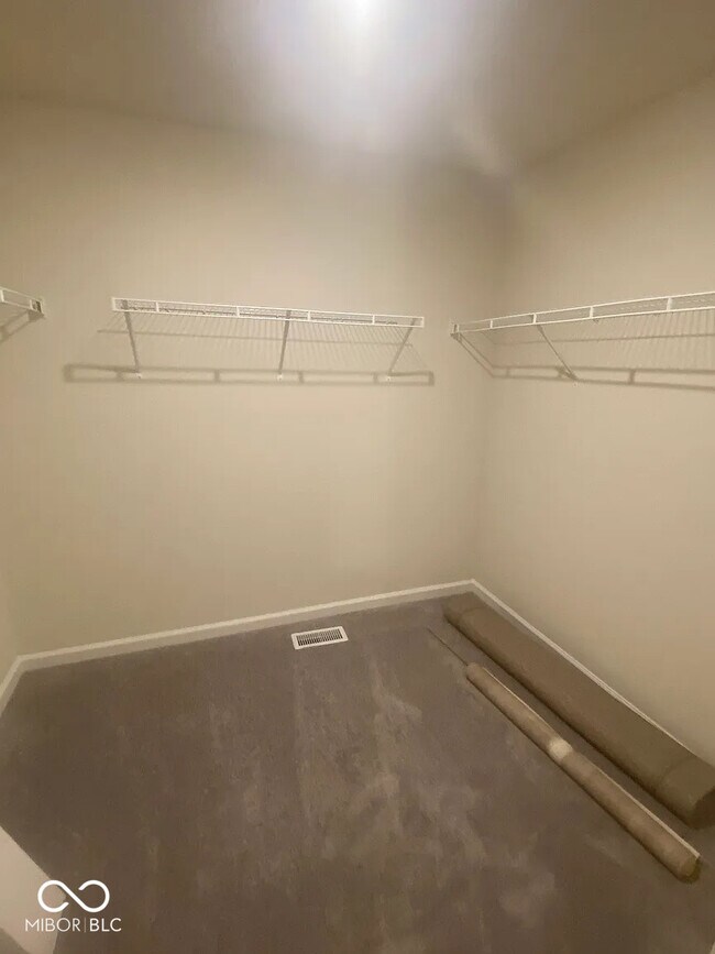 Foto del edificio - 3872 Riverstone Dr