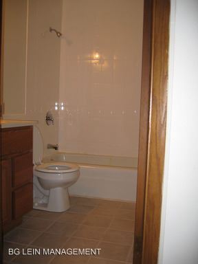 Building Photo - 7855 W Oklahoma Ave