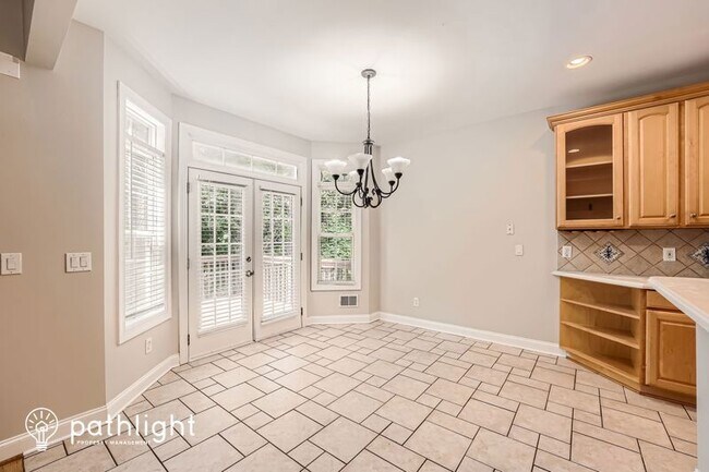 Foto del edificio - 5311 Alyssum Way