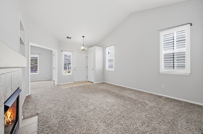 Building Photo - $2,545.95, 2 Beds - 2 Bath, Single Family Home in Highlands Ranch with 2-Attached Garage!