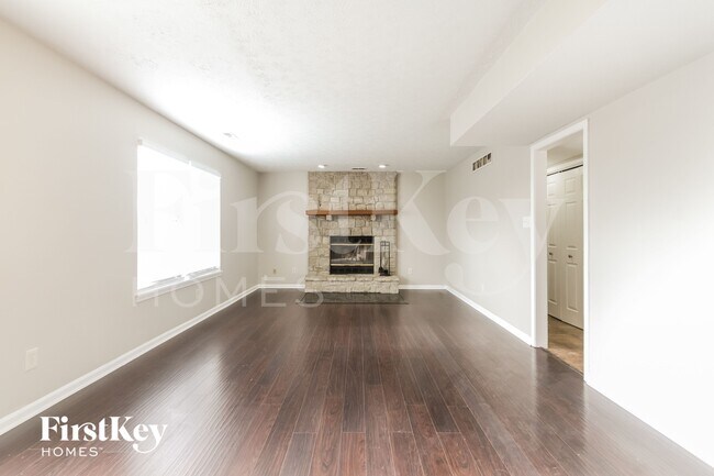 Building Photo - 6006 Sycamore Forge Dr
