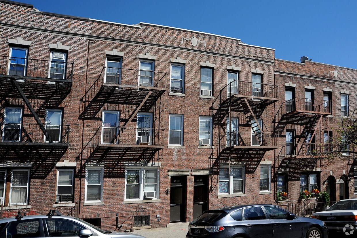 Building Photo - 45-39 40th St