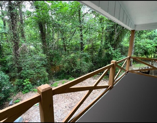 Foto del edificio - 5880 Beech Dr