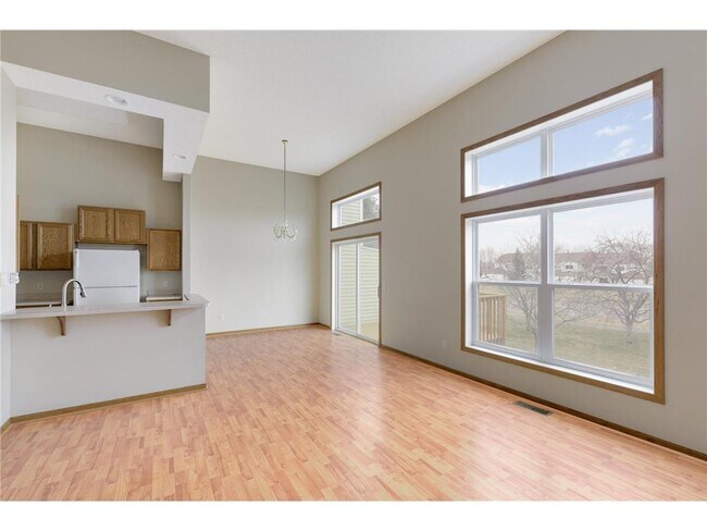 Building Photo - 15772 Flan Ct