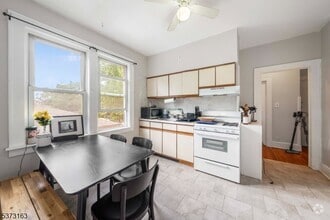 Building Photo - 305 Waite Ave