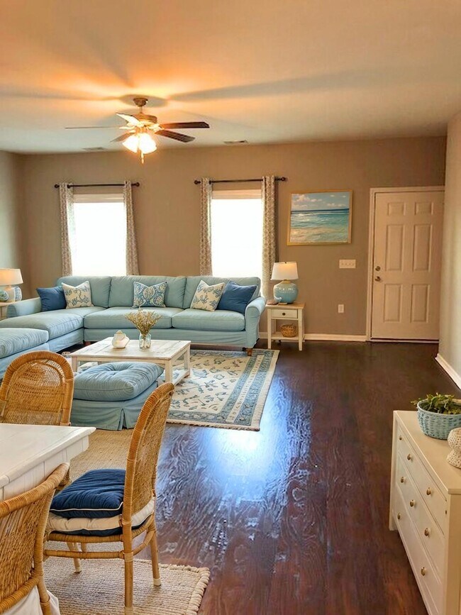 Foto del edificio - 136 Herschel Dr