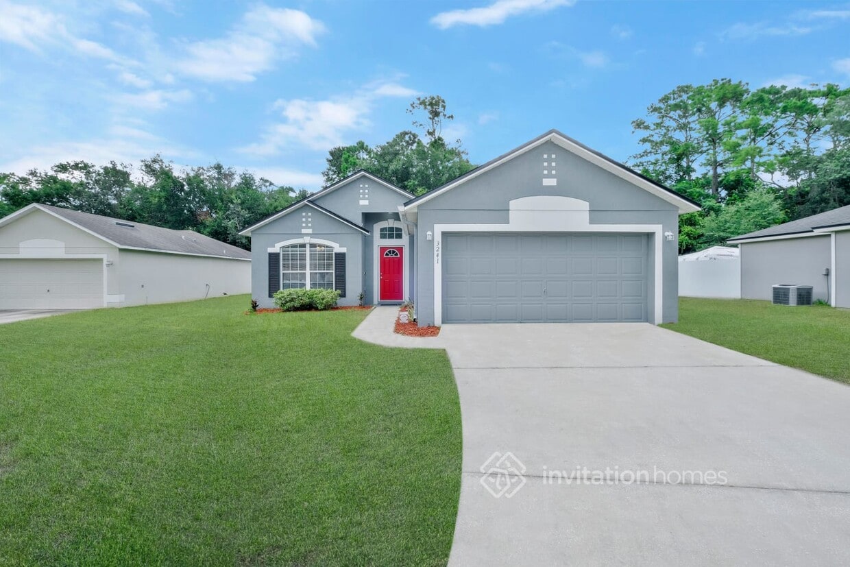 Foto principal - 3241 Garden Acres Ct W