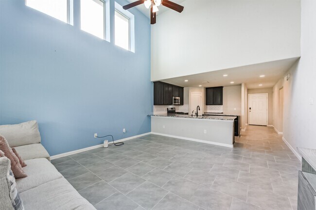 Foto del edificio - 2731 Bergen Bay Ln