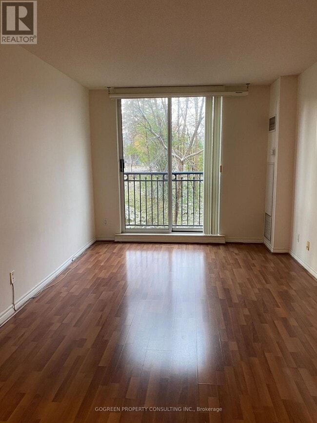 Building Photo - 18 William Carson Crescent