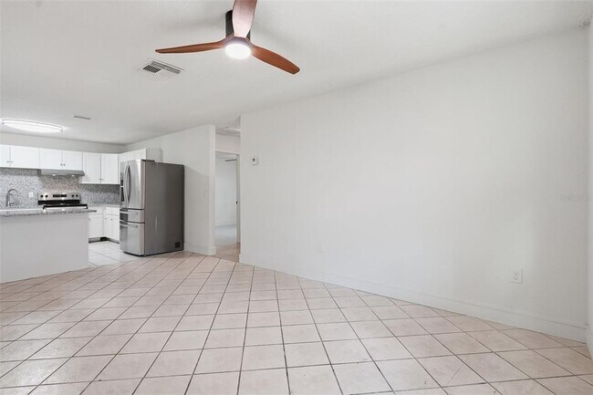 Foto del edificio - 7133 Pinewood Dr
