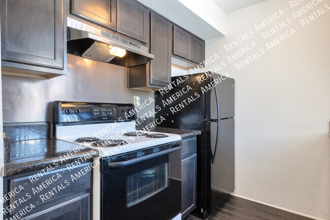 Foto del edificio - 4554 E Paradise Village Pkwy N