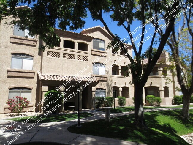 Building Photo - 15095 N Thompson Peak Pkwy