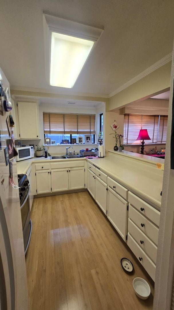Building Photo - Updated 3BR/2BA Condo in Prime Sebastopol ...