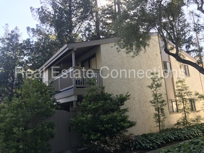 Building Photo - 19624 Vineyard Ln