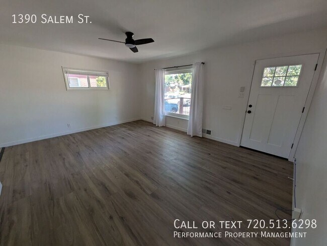 Foto del edificio - 1390 Salem St