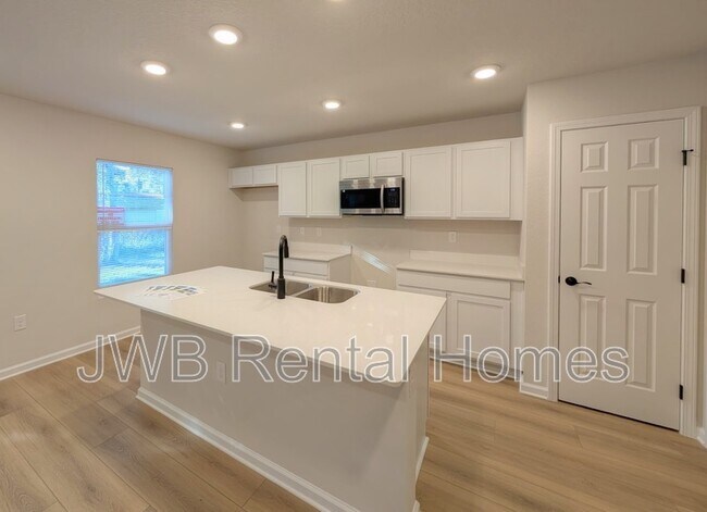 Foto del edificio - 5434 Chenango Blvd