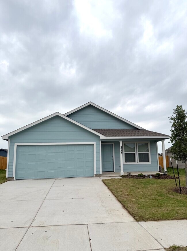 Foto del edificio - 3703 Oleander Pl