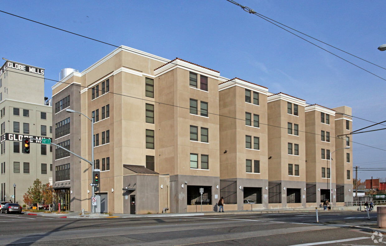 Foto del edificio - Lofts at Globe Mills