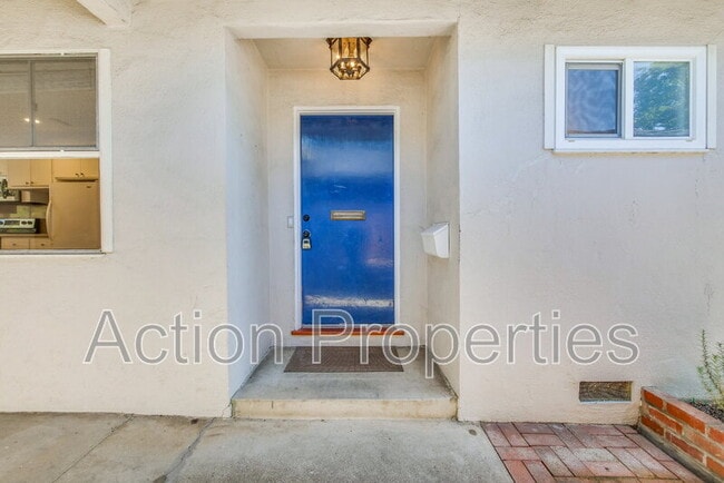 Building Photo - 1034 Tulane Dr