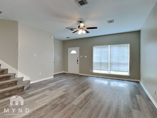 Building Photo - 4334 Egret Dr