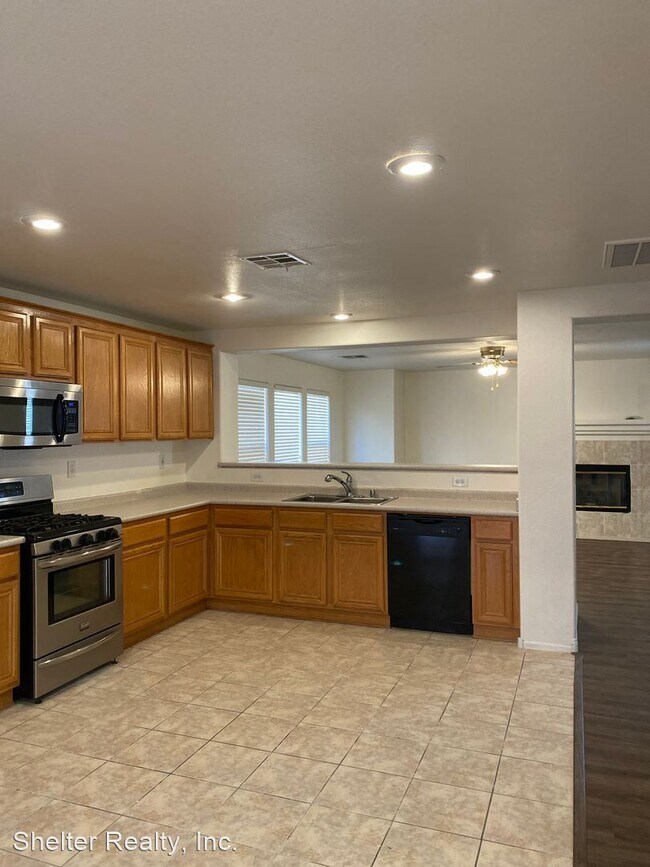 Building Photo - 4 br, 3 bath House - 158 Bella Milano Ave